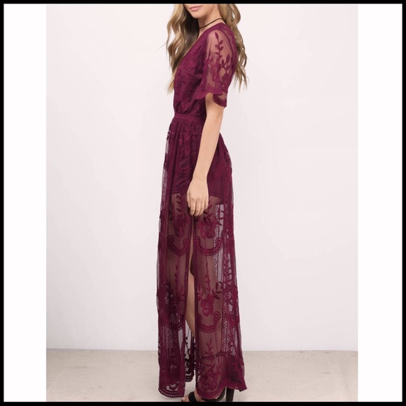 Deep V Lace Maxi - Picture 3 of 8